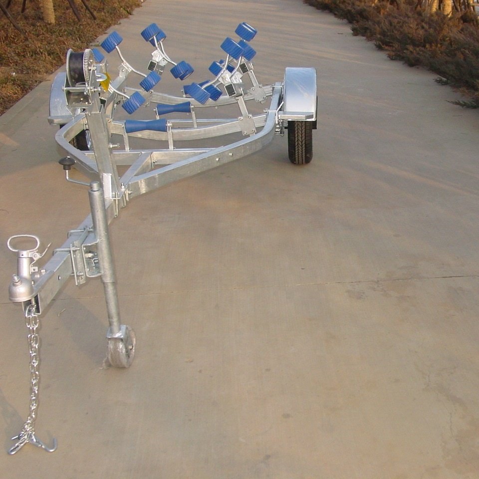 Factory made and sale light duty galvanized 4.5m boat trailer CT0450B with roller